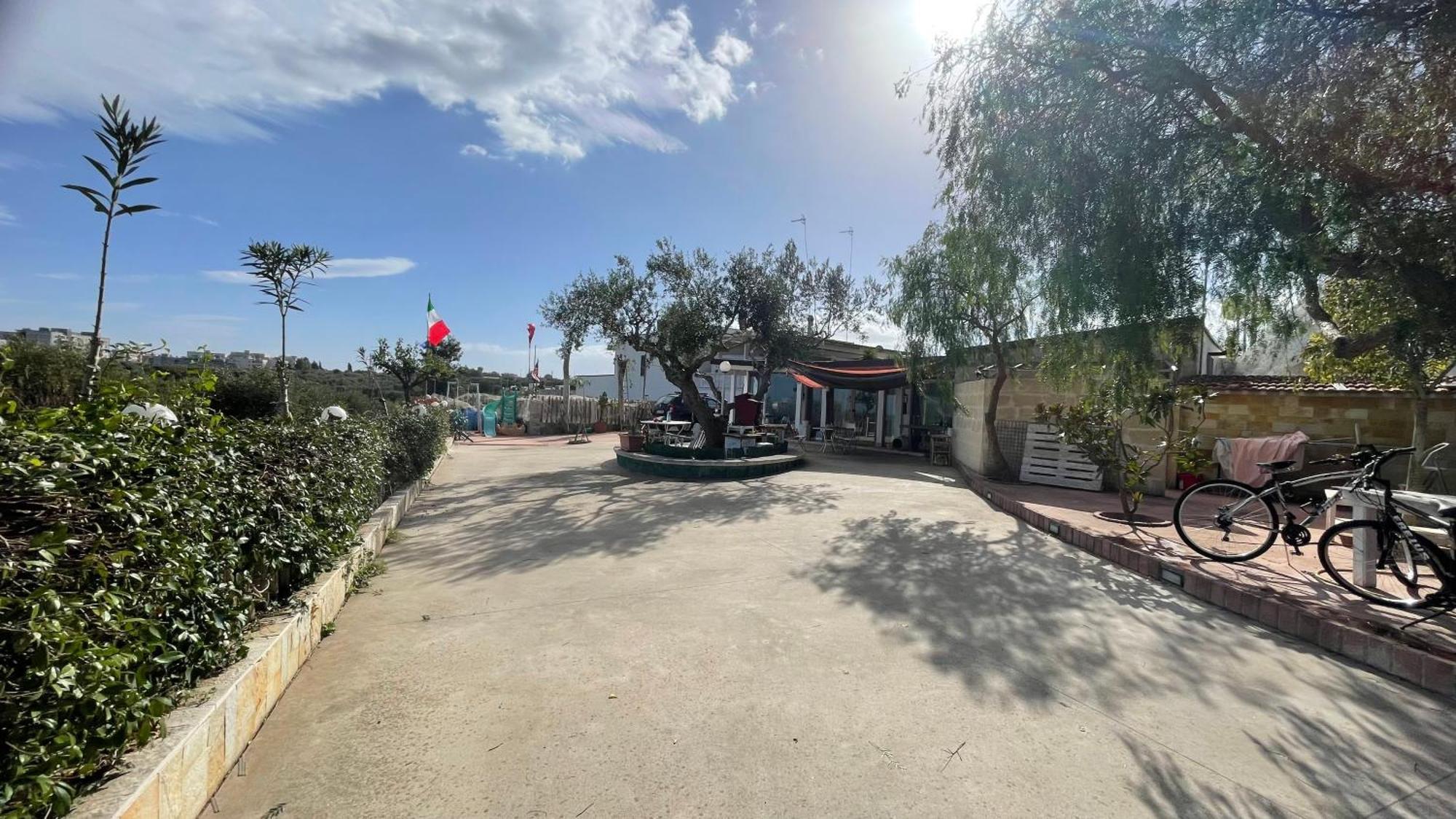 Music House A Castellana Grotte Confinante Via Per Turi 500M Dalle Grotte Ngoại thất bức ảnh